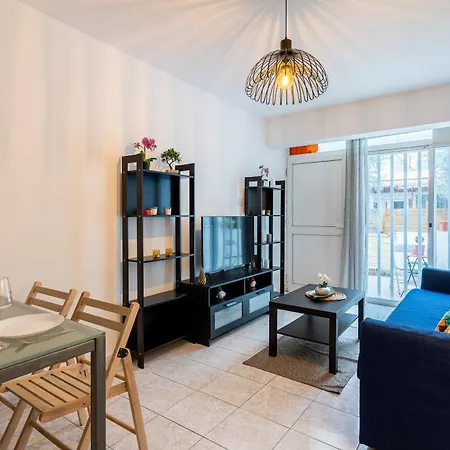 Day-sea 2-bedroom In Oroklini *