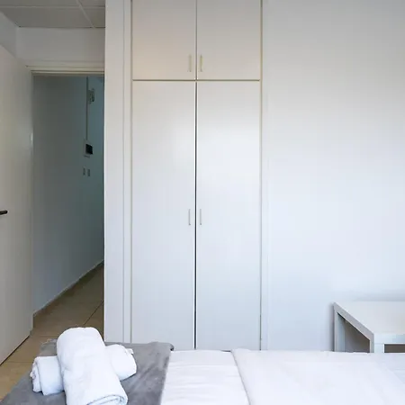 Day-sea 2-bedroom In Oroklini *