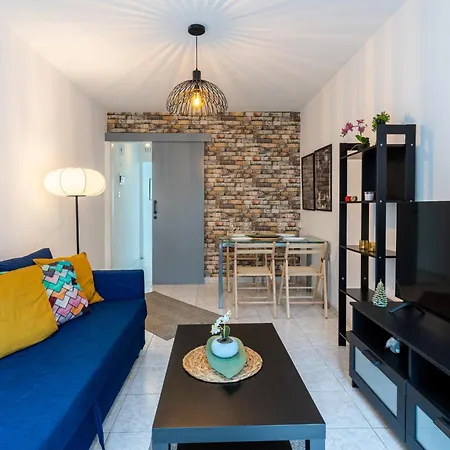 Day-sea 2-bedroom In Oroklini * Λάρνακα